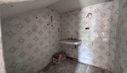 Casa semi indipendente in V a CARDANO AL CAMPO