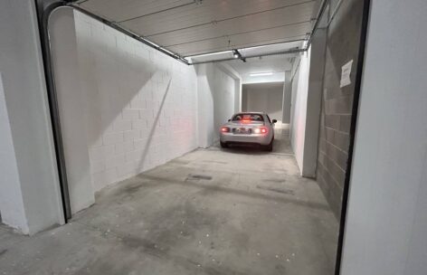 Garage / Posto auto in V a VARESE