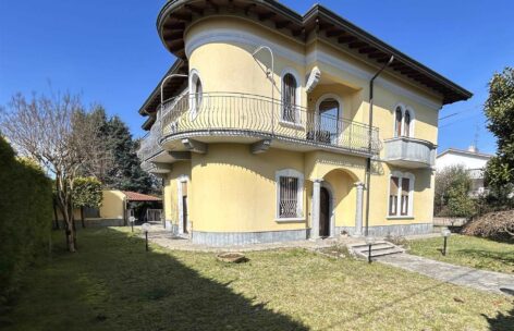 Villa bifamiliare in Vendita a LONATE POZZOLO,