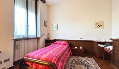 Villa bifamiliare in Vendita a LONATE POZZOLO,