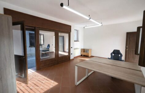 Ufficio in Affitto a LONATE POZZOLO,