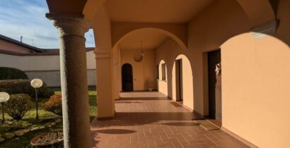 Ufficio in A a LONATE POZZOLO