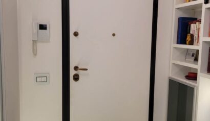 Appartamento in Vendita a SESTO CALENDE,